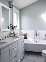 Decorations can easily become clutter in such a limited space. 22 Stylish Grey Bathroom Designs, Decorating Ideas ...