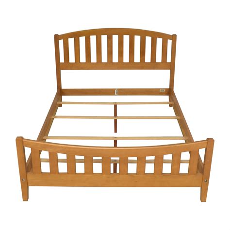 Nullam nulla eros, ultricies sit amet, nonummy id, imperdiet. 75% OFF - Ethan Allen Ethan Allen Elements Queen Bed / Beds