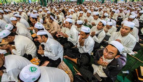 NUSABALI Com Mengenal Isra Miraj Hari Istimewa Bagi Umat Islam Di Dunia