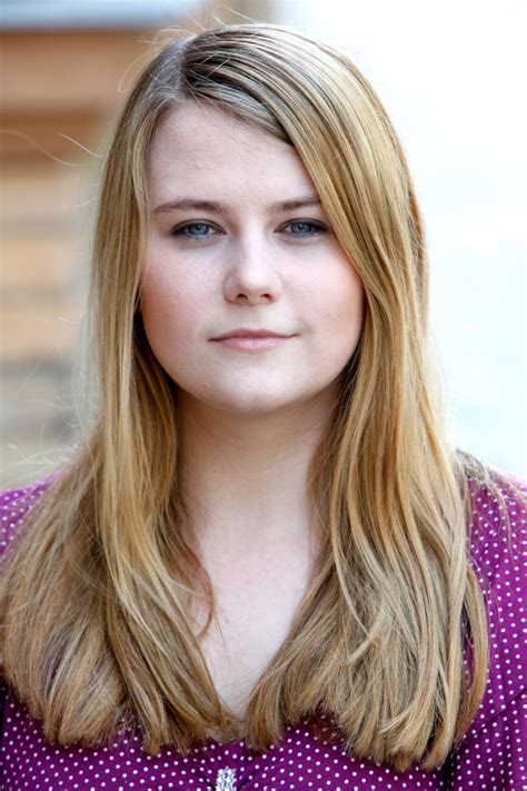 Natascha kampusch was born on february 17, 1988 in vienna, austria as natascha maria kampusch. Natascha Kampusch - Biografie WHO'S WHO