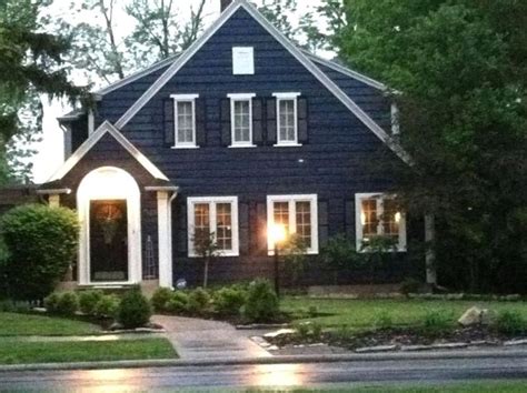 House trim ideas doors & shutters. Houses With Dark Blue Siding Navy Blue House Exterior ...