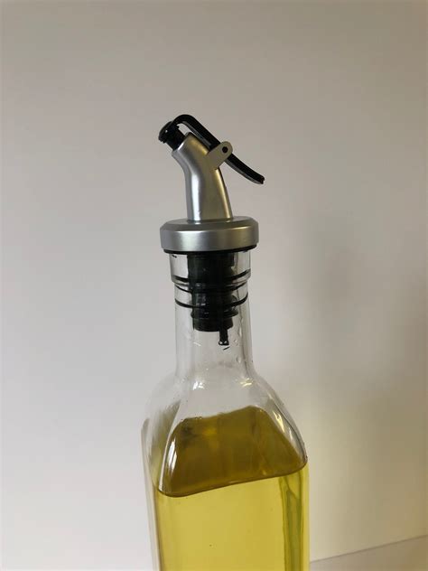 Glass Oil Bottle With Pourer In 250 And 500ml Home Label Collection