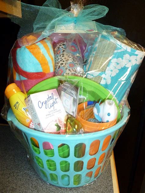 Bring on the summer giveaway prize ideas. Room Mom Extraordinaire: Summer Basket