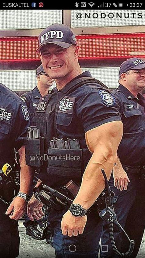 Pin By Cece Milkd On Cop Hunks Good Bad Muscle Men Men In Uniform