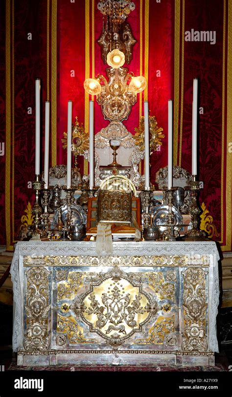 Altar In Maltese Church Sliver Stock Photo Alamy