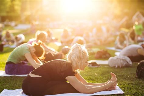 Salute The Sun With Free Outdoor Yoga This Spring Houstonia