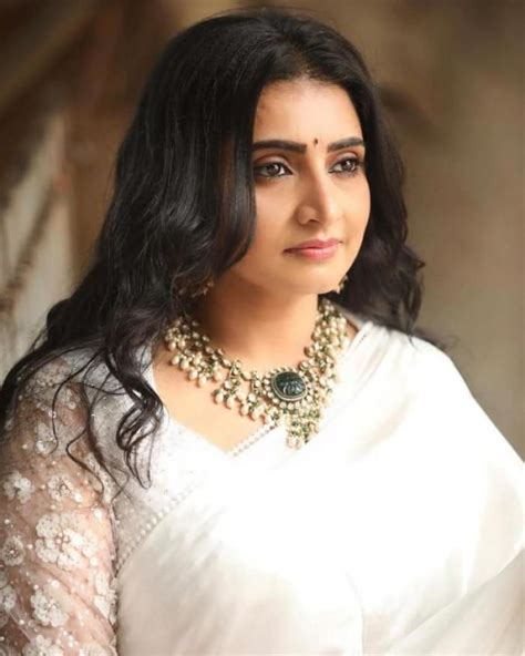 Sujitha Actress Latest Photos Galatta