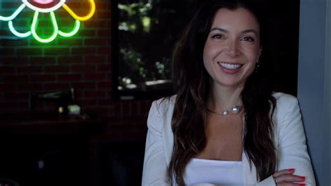 Transform Your Home into a Hot Property: 5 Must-Do Listing Tips - YouTube