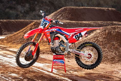 This is the ama's official instagram account for ama supercross. Honda Presents 2020 AMA Supercross, Arenacross Teams