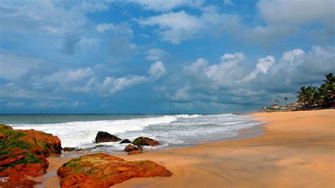 10 Must Visit Ghana Beaches Travel Guide Life Is A Journey Of Escapes