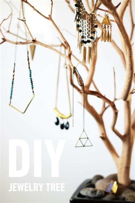 8 Diy Jewelry Organizer That Easy To Make Without Breaking The Bank