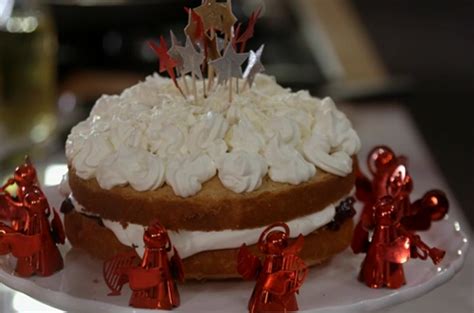 Serve it with cabbage, potatos and carrots for st patty's day! Mary Berry and Alex Jones white chocolate with brandy Christmas cake recipe - The Talent Zone