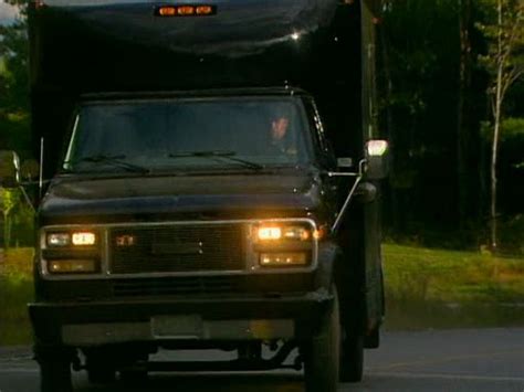 1992 Gmc Vandura Hd In Abducted Fugitive For Love 2007