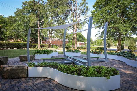 Courtyard Landscaping Ideas For Senior Living Facilities In Memphis Tn