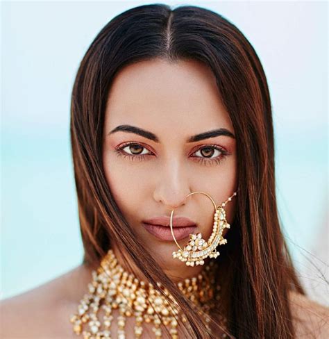 Sonakshi Sinha Beauty Tips Fitness Secrets And Diet Plan Beauty And Health Tips