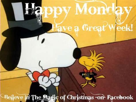 Snoopy And Woodstock Happy Monday 1116 Snoopy Love Charlie Brown And