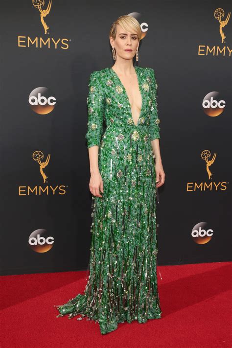 Best Red Carpet Dresses At 2016 Emmy Awards Red Carpet Looks At The Emmys