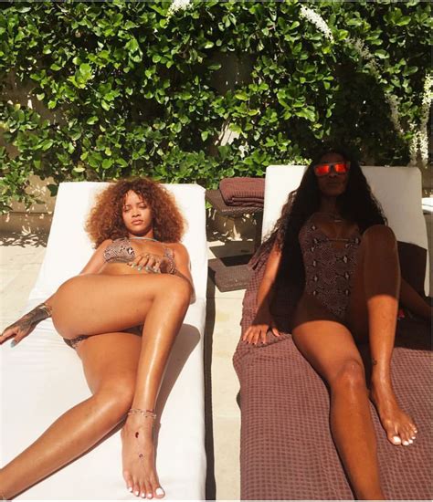Rihanna In A Bikini 2 New Photos Thefappening