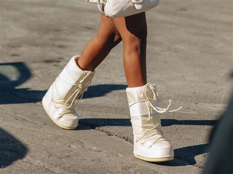 How To Style Moon Boots 9 Outfit Ideas And The Best Pairs Who What