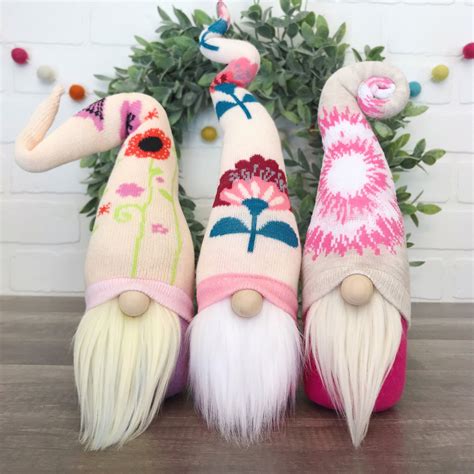 Adorable Flower Gnomes Spring Home Decor Diy Gnomes Gnomes Crafts