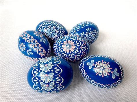 Blue Hand Painted Easter Eggs This Is A Set Of 6 Real Chicken Eggs