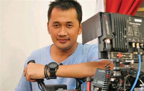 He was born in pulau pinang on 22 january 1965. Razak VS Hanung | Harian Metro