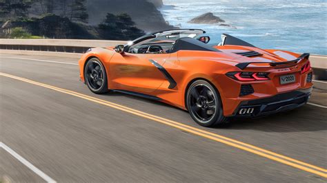 2020 Corvette Stingray Convertible Gm Reveals First Vette Hardtop