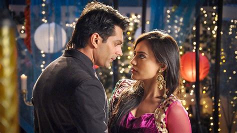 Tv Serial Couple Love And Romantic Mood Hd Wallpapers Rocks