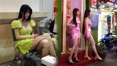 4k How Is Vietnam Now Ho Chi Minh City Nightlife Street Scenes So Many Pretty Ladies Youtube
