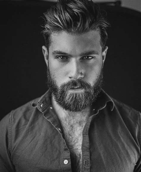 Pin By Sarah Handy On Beards And Tattoos Sexy Bearded Men Beard