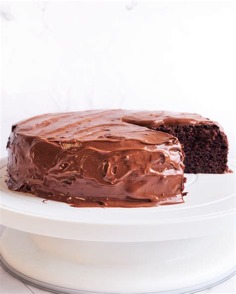 Easy Vegan Chocolate Cake The Best Vegan Cake In 40 Min