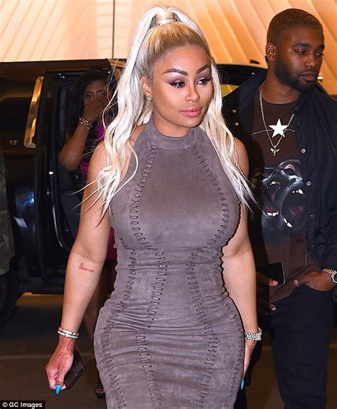 Blac Chyna Pours Curves Into Skintight Mocha Mini In Nyc Daily Mail