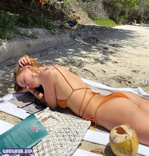 Mallory Edens Topless And Bikini Photos Top Nude Leaks