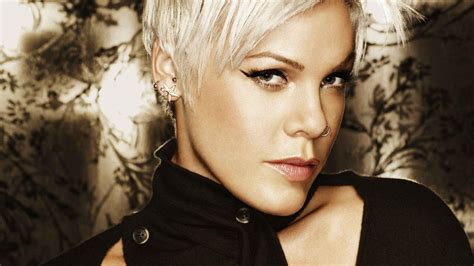 Pink The Singer Wallpapers Wallpaper Cave