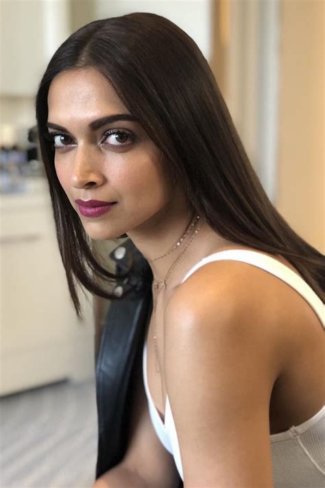 8 Beauty Lessons We Learnt From Deepika Padukones Instagram Vogue India