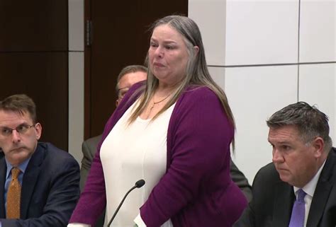 Judge Sentences Melodie Gliniewicz Wife Of Disgraced Fox Lake Police Officer To Probation