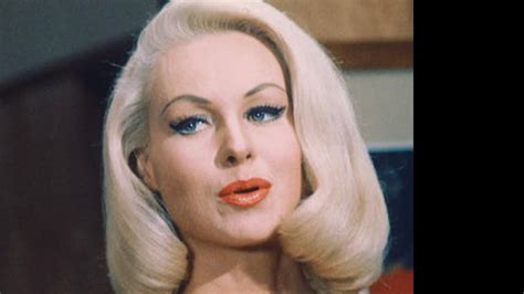 13 Sexy Photos Of Joi Lansing Youtube