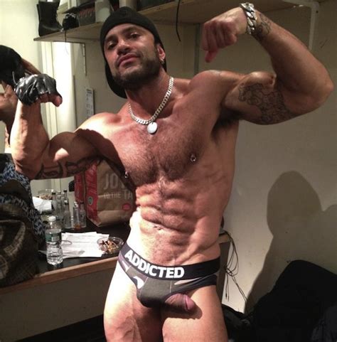 A Raunchy Interview With Rogan Richards Daily Squirt