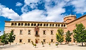 Premium Photo | Archiepiscopal palace of alcala de henares near madrid ...