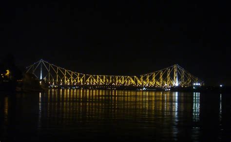Esperienza Howrah Bridge At Night