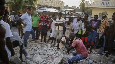 Death toll nears 1,300 in Haiti after massive earthquake | MPR News