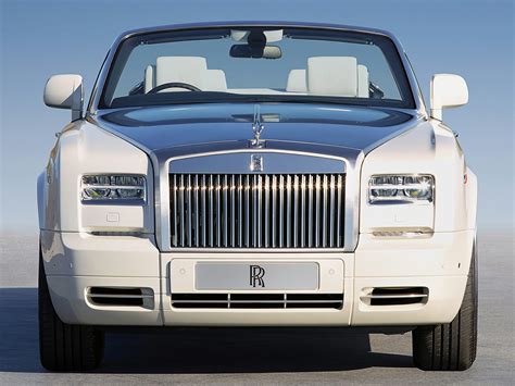 Rolls Royce Phantom Drophead Coupé Waterspeed Collection Is A Real Land