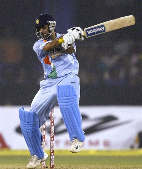 Autographed Mahendra Singh Dhoni Cricket Bat For Auction