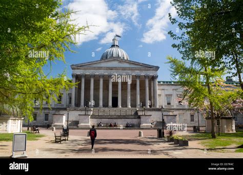 Ucl University College London Main Building And Quad Bloomsbury Stock