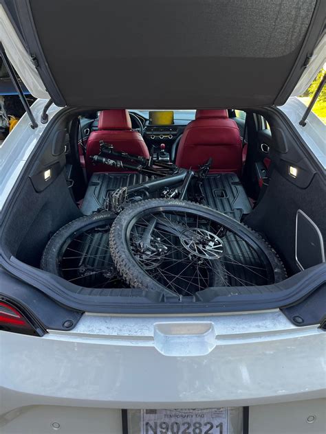 The Integras Trunk Can Fit A Mountain Bike Acura Integra Forum Yes