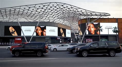 Chanel At City Walk Dubai A Backlite Media Destination Advertising