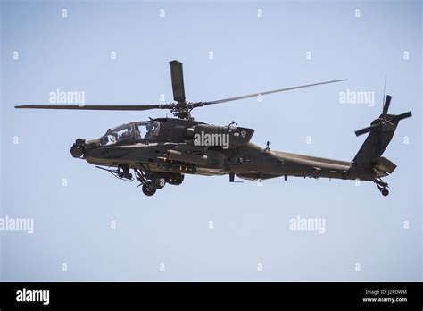 Us Army Ah 64e Apache Helicopter Pilots Assigned To Task Force