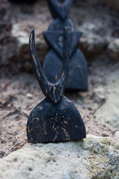 Horned Black Idol Statue Celtic Idol Cernunnos Wooden Druid Etsy