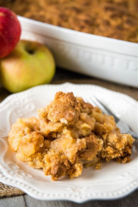 How To Make An Old Fashioned Apple Crumble Without Oats From Grandma S Recipe Box Sliced