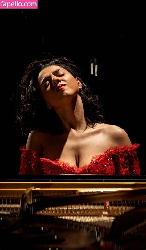 Khatia Buniatishvili Khatiabuniatishvili Nude Leaked Photo Fapello